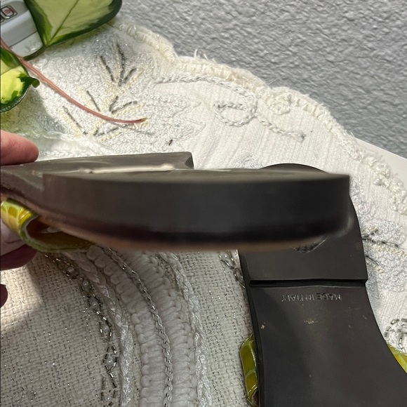 EUC Brighton Ofelia Patent Leather Sandals - Picture 7 of 10